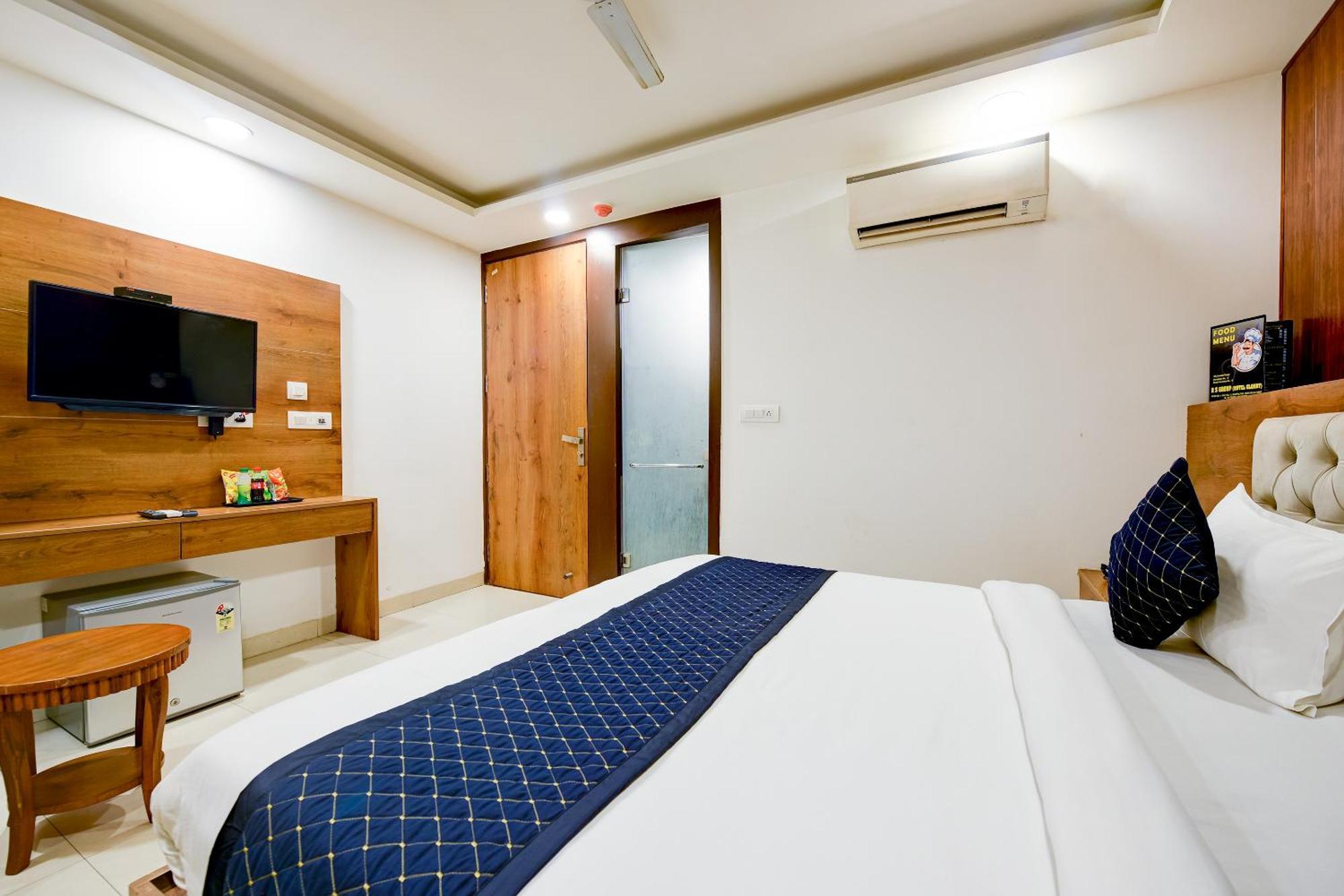 Glory Inn Near Delhi International Airport New Delhi Exterior photo