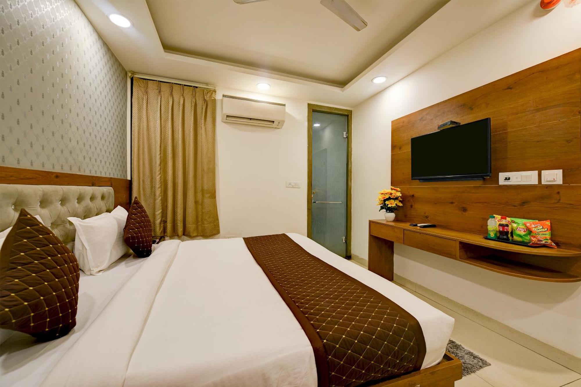 Glory Inn Near Delhi International Airport New Delhi Exterior photo